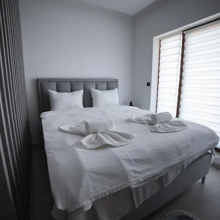 Nlux 11 Apartment *
